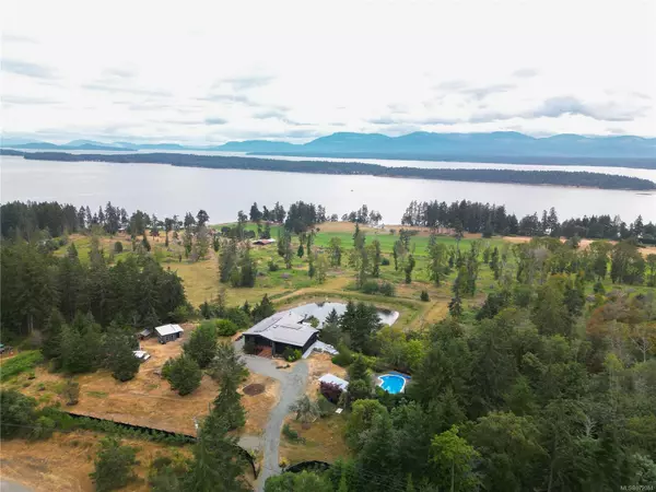 2345 South Rd,  Gabriola Island,  BC V0R 1X0