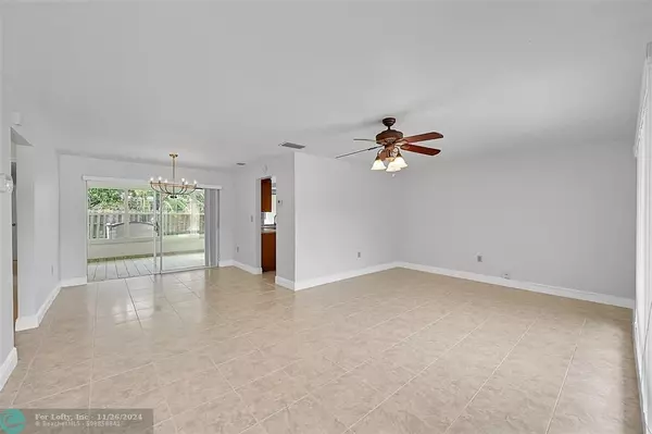 Sunrise, FL 33322,7550 Sunset Strip