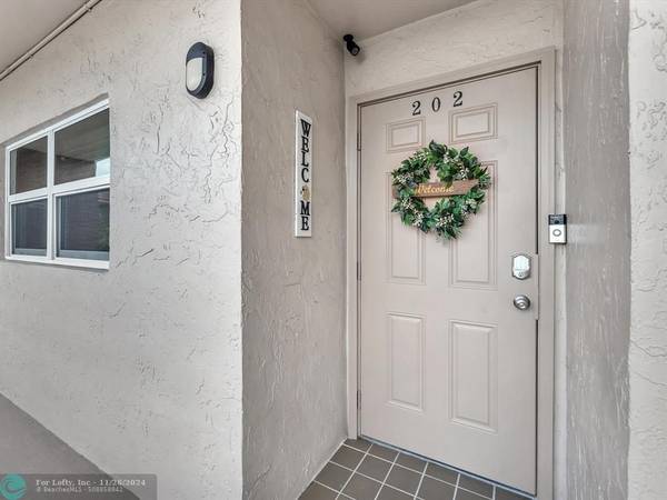 8822 W Mcnab Rd  #202, Tamarac, FL 33321