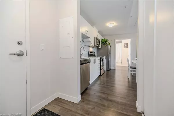 Kitchener, ON N2E 4K8,175 COMMONWEALTH ST #103