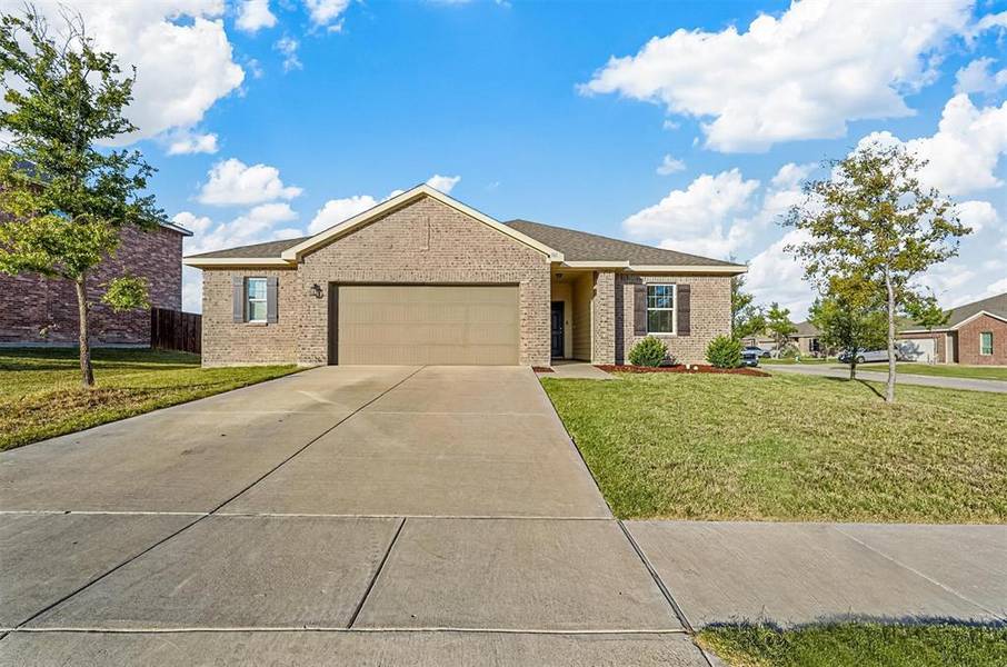 301 Gypsum Lane, Glenn Heights, TX 75154