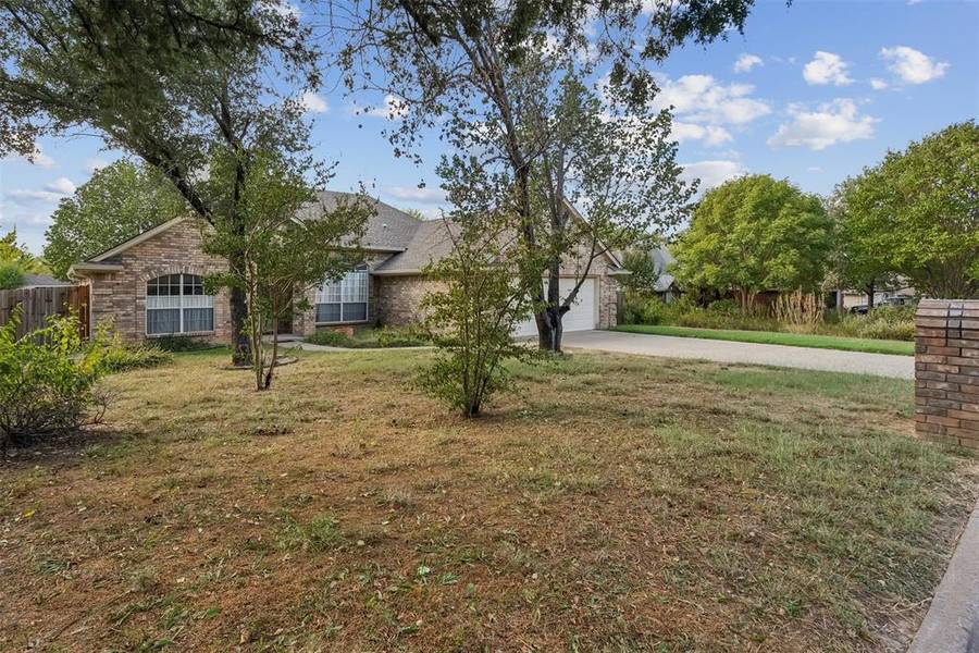 1322 Timber Creek Drive, Weatherford, TX 76086