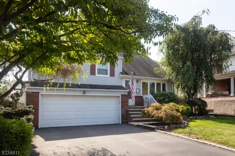 237 3Rd St, Dunellen Boro, NJ 08812