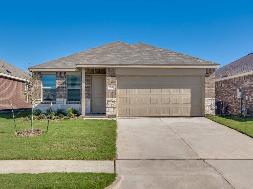 Forney, TX 75126,1511 Falconry Court