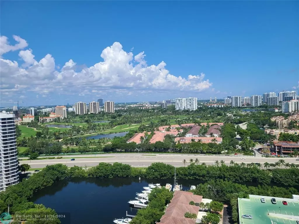 Aventura, FL 33180,3600 Mystic Pointe Dr  #811