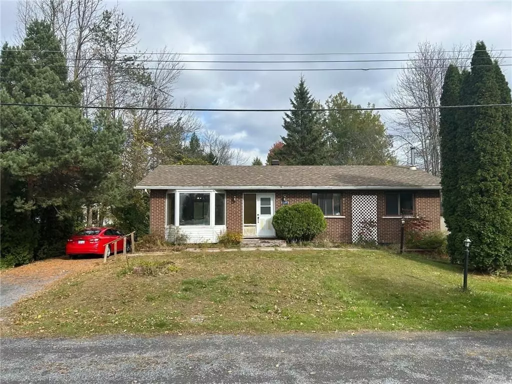 South Glengarry, ON K0C 1E0,6259 POPLAR ST