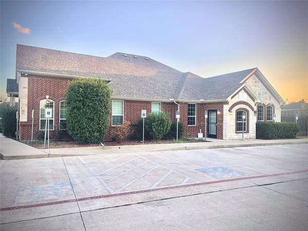 200 Boaz Road #W, Saginaw, TX 76052