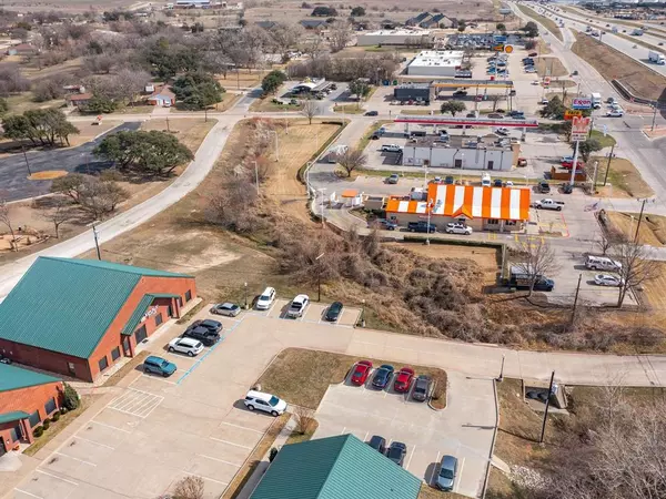 Willow Park, TX 76087,5077 Interstate 20 service Road #100