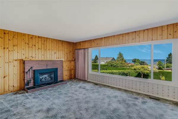 Qualicum Beach, BC V9K 1K5,285 Hoylake Rd W