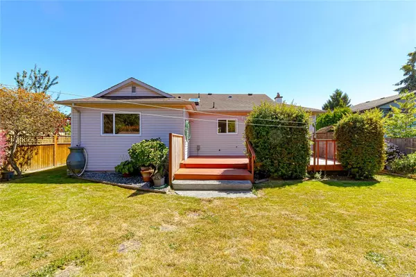 Sidney, BC V8L 4S9,2348 Schooner Close