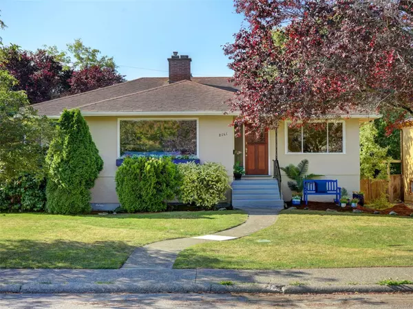 Oak Bay, BC V8R 3C2,2141 Allenby St