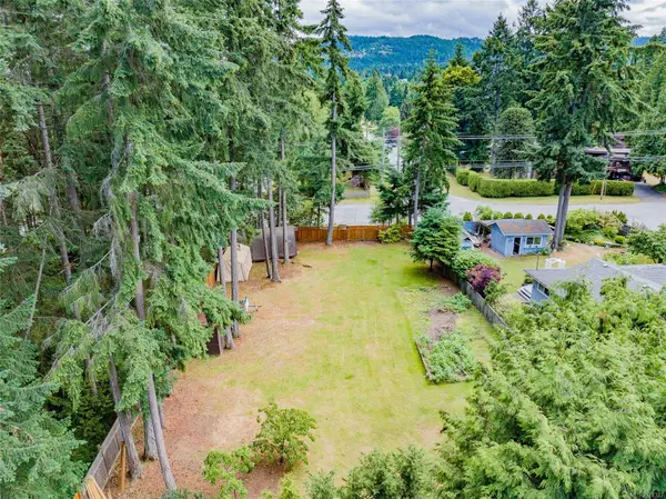 Lantzville, BC V0R 2H0,7437 Sunbury Rd #Lot B