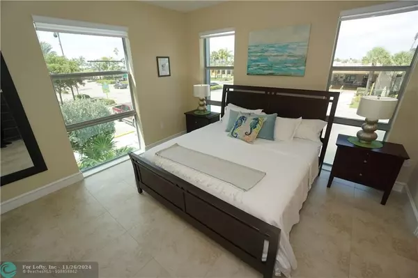 Lauderdale By The Sea, FL 33308,4511 El Mar Dr  #201