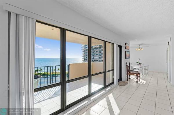 Lauderdale By The Sea, FL 33308,5100 N Ocean Blvd  #1118