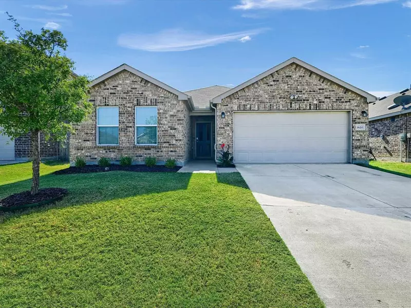 1620 Vernon Drive, Aubrey, TX 76227