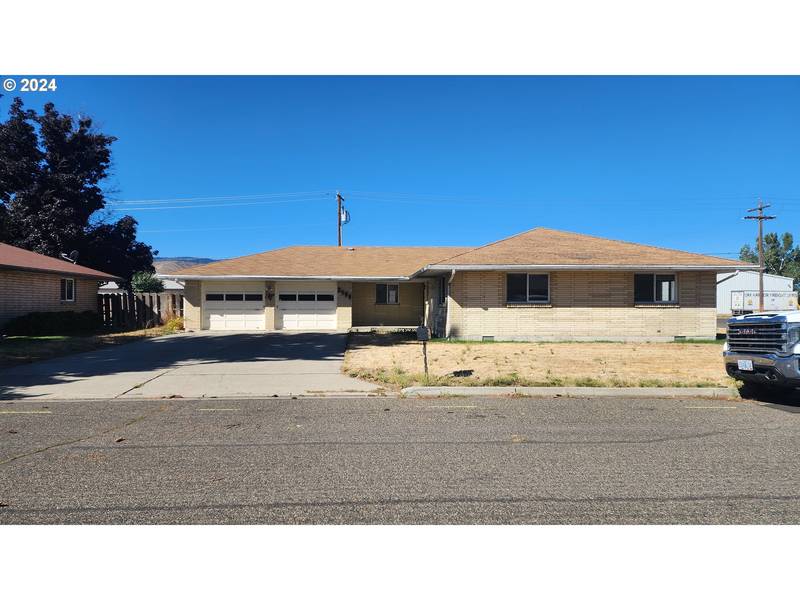 3595 9TH DR, Baker City, OR 97814