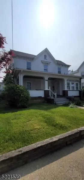 105 W Clinton St, Dover Town, NJ 07801