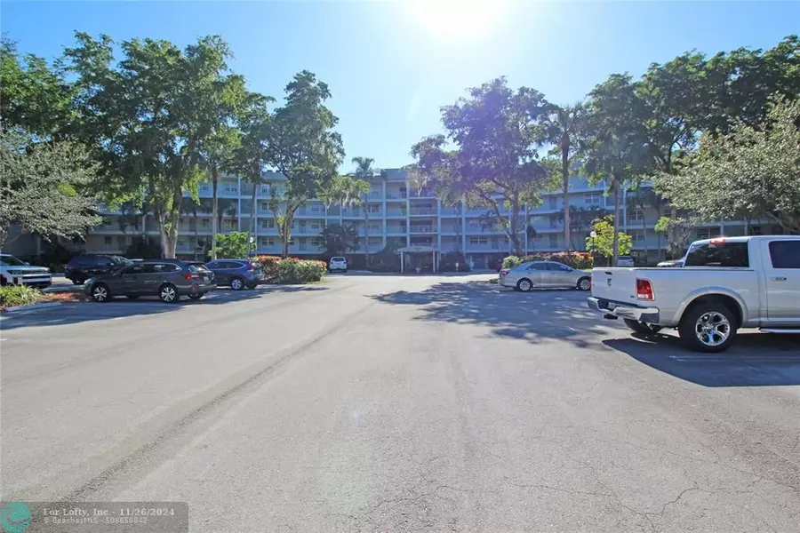 4020 W Palm Aire Dr  #409, Pompano Beach, FL 33069