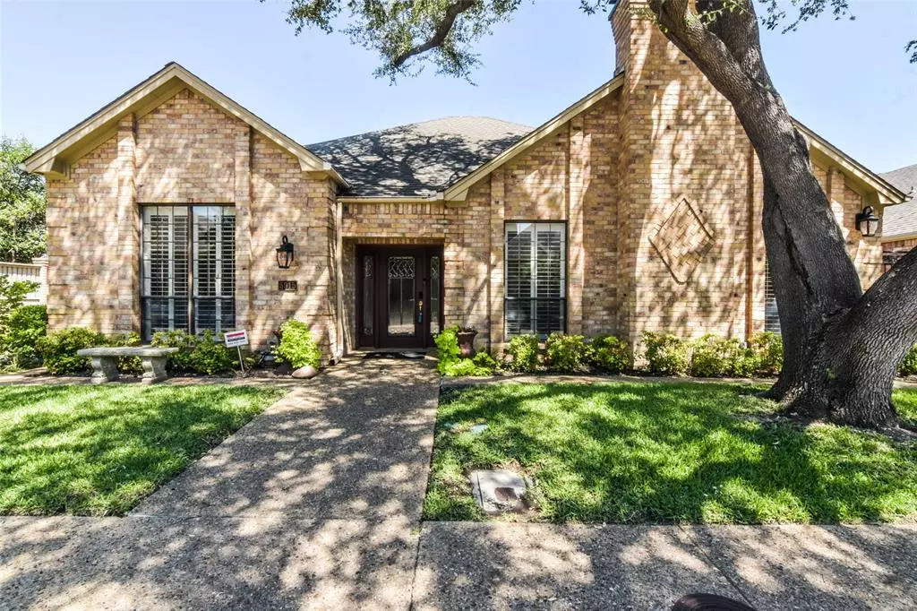 Dallas, TX 75240,5915 Encore Drive