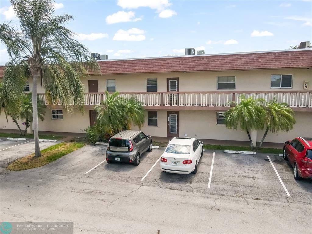 Boca Raton, FL 33428,9220 SW 3rd St  #914