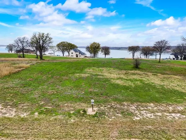 Mabank, TX 75143,322 Cedar Creek Landing Lane