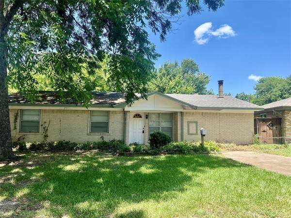 2315 Norma Drive,  Mesquite,  TX 75149