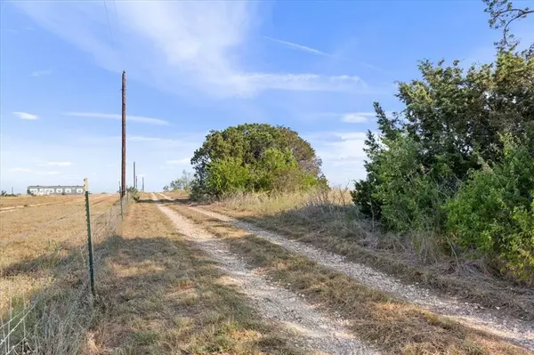 325 County Road 3535, Clifton, TX 76634