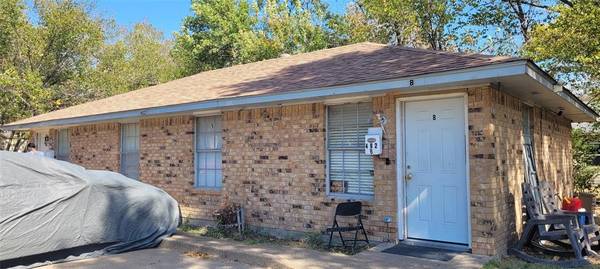 402 S Gaines Street, Ennis, TX 75119