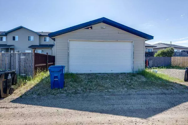 Blackfalds, AB T4M 0C2,5530 Prairie Ridge AVE