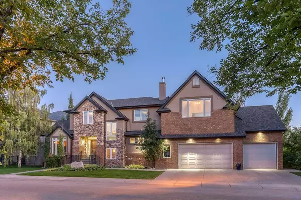 Calgary, AB T3H 4R9,7029 Strathridge Gate SW