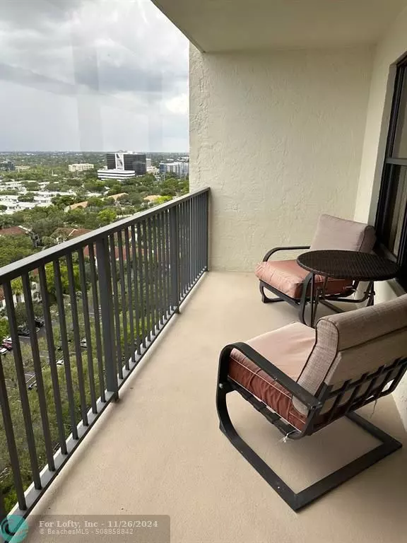 3200 N Port Royale Drive  #2004, Fort Lauderdale, FL 33308