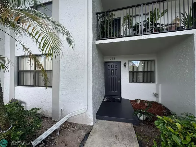 1284 S Military Trl  #213, Deerfield Beach, FL 33442