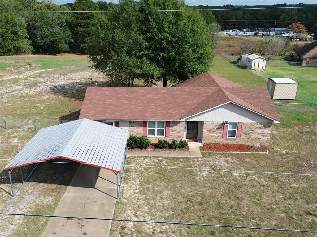 Mineola, TX 75773,430 County Road 2220