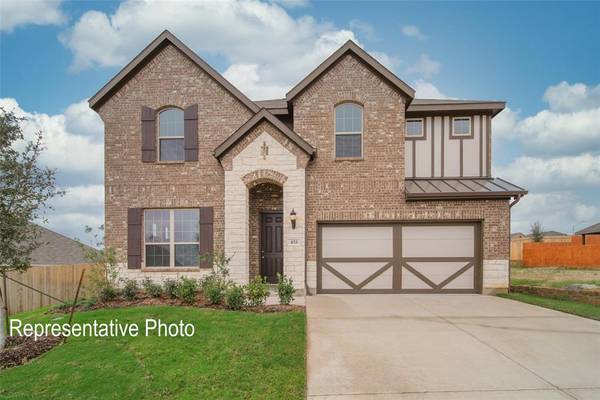 368 Bluff Branch Way, Fort Worth, TX 76120