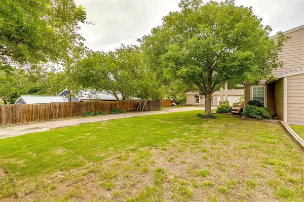 Weatherford, TX 76086,120 Oakridge Drive