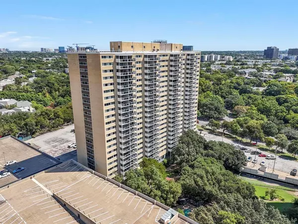 Dallas, TX 75219,3883 Turtle Creek Boulevard #511