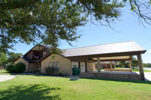 Muenster, TX 76252,451 W SIXTH Street