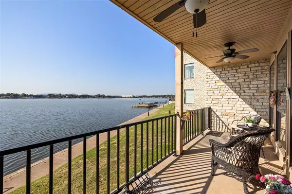 401 E Pearl Street #2101, Granbury, TX 76048