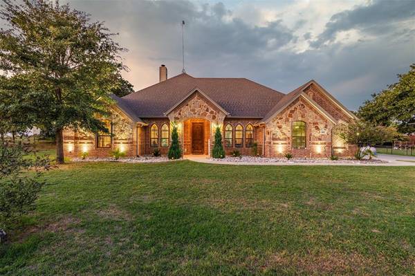 109 Chloe Court, Boyd, TX 76023