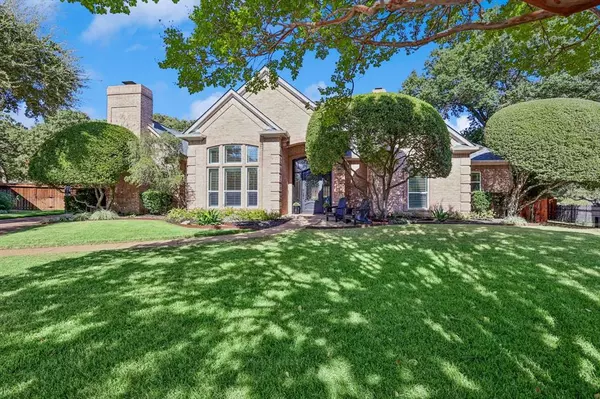 4100 Beacon Hill Court, Grapevine, TX 76051