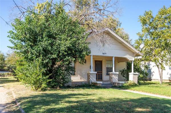 Brownwood, TX 76801,1809 Durham Avenue