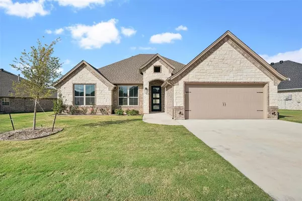 1143 Aviara Court, Granbury, TX 76048