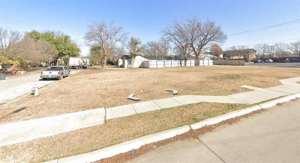 1820 W Lowden Street, Fort Worth, TX 76110