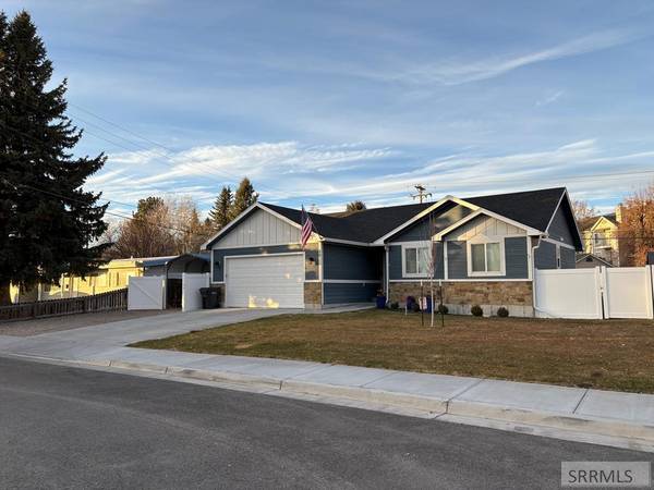 1923 Gallup Street, Idaho Falls, ID 83401