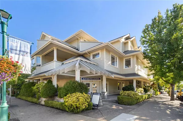 Qualicum Beach, BC V9K 2N5,193 Second Ave #201