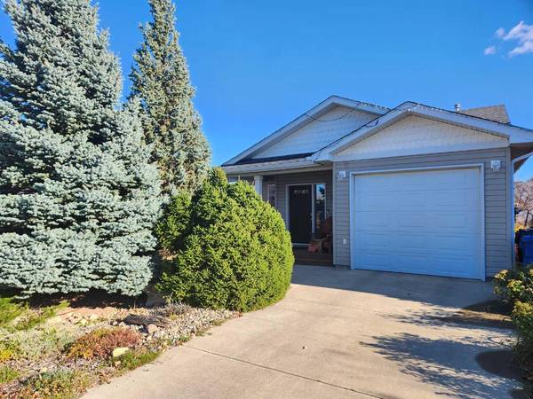 29 Blackfoot CRES West, Lethbridge, AB T1K 7P6