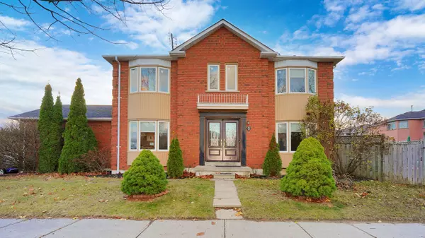 2 Old Colony DR, Whitby, ON L1R 2A3