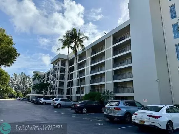 2600 S Course Dr  #502, Pompano Beach, FL 33069