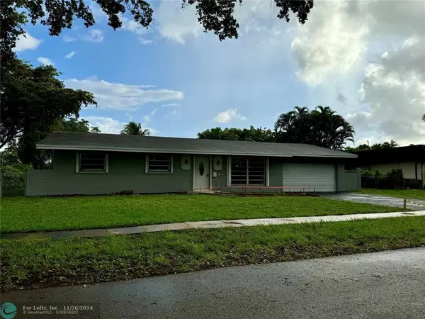 7561 NW 12th St, Plantation, FL 33313