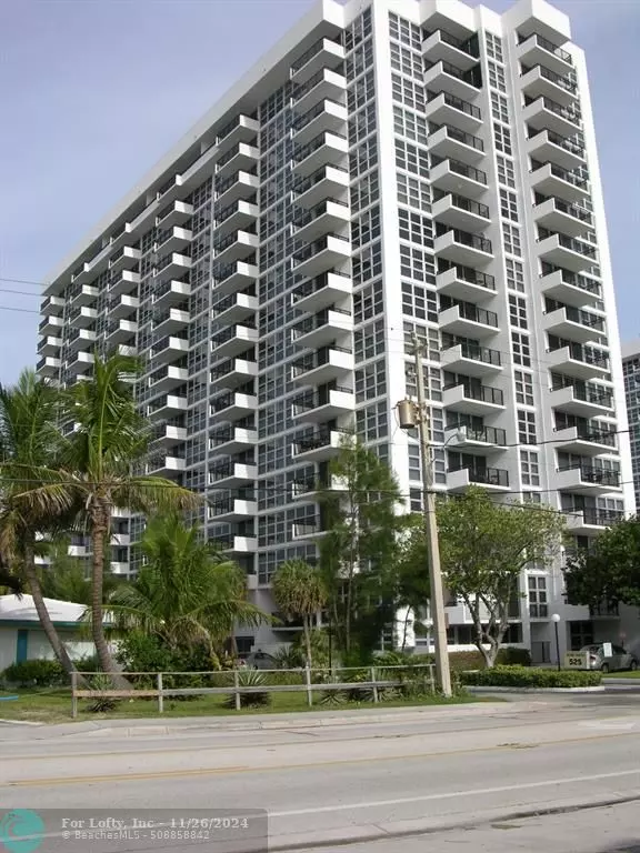 Pompano Beach, FL 33062,525 N Ocean Blvd  #1120